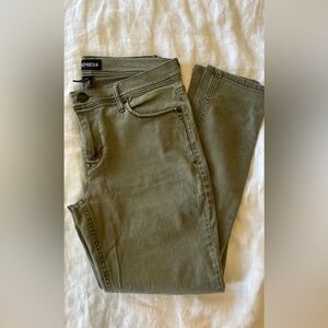 Express Olive Green Ankle-Length Cropped Pants